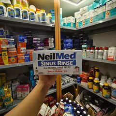 Bộ sản phẩm nước muối rửa mũi (nước muối sinh lý) Neilmed Sinus Rinse 60 gói