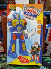 Robot Supper Warrior chạy bằng pin có đèn & âm thanh chọn giao màu ngẫu nhiên sản phẩm NO.3987B