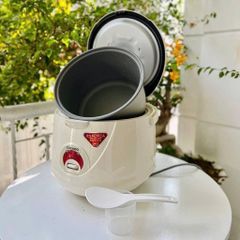 Nồi Cơm Cơ CUCKOO CR1021 Dung Tích 1.8L Made In Korea Màu Trắng