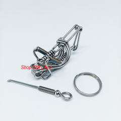 móc khóa mỹ nghệ mô hình cào cào sức mạnh bước tiến MS002
