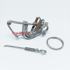 móc khóa mỹ nghệ mô hình cào cào sức mạnh bước tiến MS002