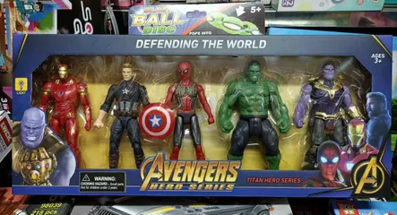 Bộ 5 siêu nhân Avengers Titan Hero Series có đèn YK5990-16A