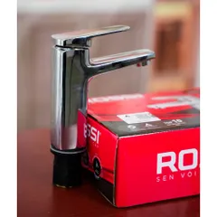Vòi Chậu Lavabo Rossi R802V1 Lõi Đồng Cao Cấp, Có Nóng Lạnh, BH 2 Năm
