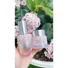 Bộ đôi dưỡng ẩm chuyên sâu OHUI Miracle Moisture