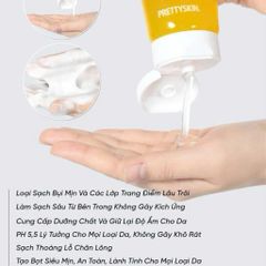 Sữa rửa mặt Vitamin C Prettyskin 150ml