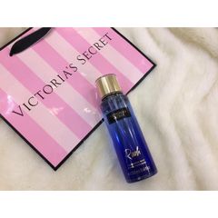 Xịt thơm toàn thân Victoria's Secret Rush Romance 250 ml