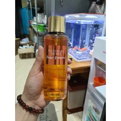 XỊT THƠM VICTORIA SECRET  250ml