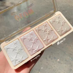 Má hồng Bắt sáng ánh nhũ Crystal Glow