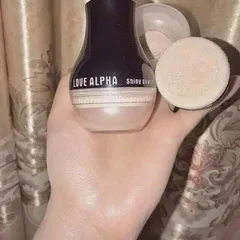 Phấn phủ nhũ bột bắt sáng Love Alpha ánh nhũ cực đẹp