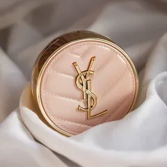 Phấn nước YSL Touche Eclat Glow-Pact bản hồng da limited tone da sáng tự nhiên