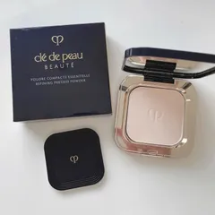 Phấn phủ dạng nén Cle De Peau Fefining Pressed Power