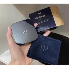 Phấn phủ dạng nén Cle De Peau Fefining Pressed Power