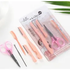 Bộ kit phụ kiện 5 món tỉa chân mày trang điểm gồm: 02 dao tỉa + 01 Lược chải + 01Kéo tỉa lông mày.+ 01 lấy ráy tai