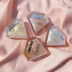 Phấn bắt sáng Kim Cương Highlight Dazzling