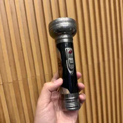 Đèn Pin LED Vỏ Kim Loại Kiểu Dáng Huyền Thoại - Dùng Được Pin Đại Và Pin Tiểu