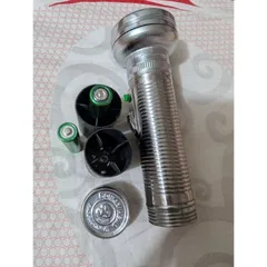 Đèn Pin LED Vỏ Kim Loại Kiểu Dáng Huyền Thoại - Dùng Được Pin Đại Và Pin Tiểu
