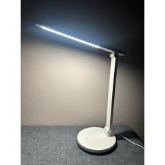 Đèn Bàn Led Đọc Sách Bảo Vệ Mắt BULL 12W Ánh Sáng Tự Nhiên AA Tiêu Chuẩn Cao Tản Nhiệt Tổ Ong