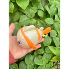 Đồ chơi nhựa cá chạy bánh xe có đèn, không pin