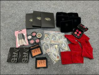 Má Hồng Nars Taj Mahal 4020 + Che Khuyết Điểm Tặng Vòng Cổ