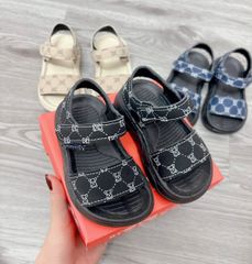 Hàng QC-Dép sandal xăng đan gấu cute chống trơn trượt thoáng khí mùa hè cho bé trai