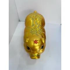Heo đất tiết kiệm Ngọc Trinh nhũ vàng