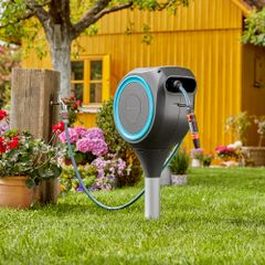 Bộ vòi tưới cây dây rút tự động 15 mét chân cắm đất Gardena 18604-20