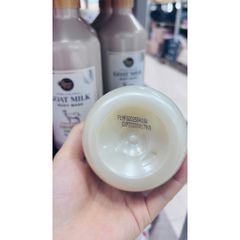 SỮA TẮM DÊ SHOWER MATE GOAT MILK HÀN QUỐC 800ML DƯỠNG ẨM MỊN DA, THƠM MÁT MỖI NGÀY