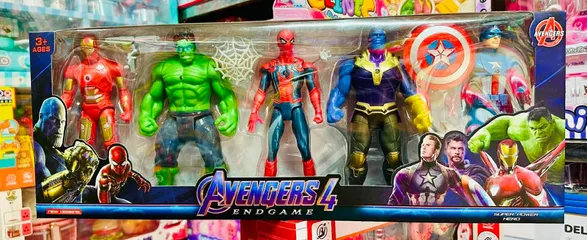 Bộ Mô Hình Siêu Anh Hùng Avengers Hero Series 5 Nhân Vật Có Hiệu Ứng Đèn YK5990-16A