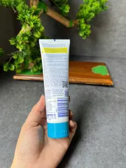 Kem chống nắng Cancer Council Sport Sunscreen Dry Touch & Sweat Resistant Lotion SPF 50+, dung tích 110ml.