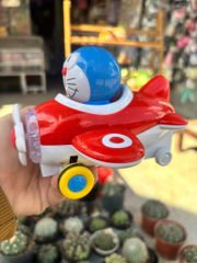 Đồ chơi nhựa Doremon lái máy bay