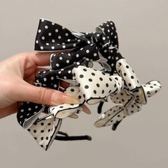 Cài tóc nơ chấm bi trang nhã, thanh lịch, khí chất, dịu dàng