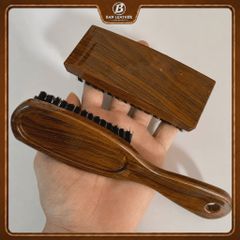 Bàn chải đánh giày lông mềm nhỏ gọn dễ cầm dễ sử dụng kết hợp với xi để đạt hiệu quả tốt nhất 768460