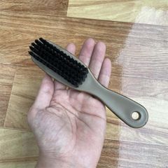 Bàn chải đánh giày lông mềm nhỏ gọn dễ cầm dễ sử dụng kết hợp với xi để đạt hiệu quả tốt nhất 768460