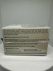 Kem dưỡng da sửa dê ngọc trai 30g Thorakao