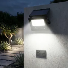 Đèn pha Led năng lượng mặt trời Novatech ( Pháp ), 10W chống nước IP65, liền Panel 776653
