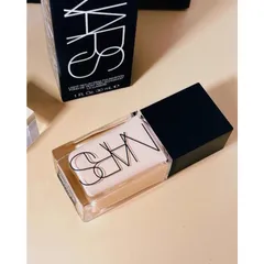 Kem nền Nars Light Reflecting Foundation 𝟑𝟎ml