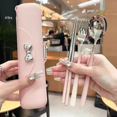 Bộ Muỗng Đũa Nĩa Inox 304 Kèm Hộp Đựng Nơ Dễ Thương – Bộ Dụng Cụ Ăn Mang Theo Tiện Lợi