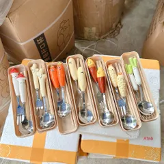 Set đũa thìa dĩa rau củ quả dễ thương kèm hộp đựng tiện lợi(giao hình ngẫu nhiên)