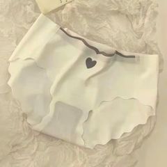 Set hộp 5  quần Lót Nữ Đúc Tim Muji Không Đường May – Mềm Mịn, Ôm Dáng, Siêu Thoải Mái