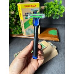 Set dao cạo râu Gillette sensor 3 hàng Úc - Set gồm 1 cán + 11 lưỡi dao