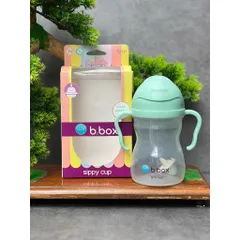 Bình tập uống nước BBox hàng Úc màu xanh