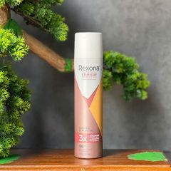 Xịt khử mùi Rexona Clinical Protection Summer Strength 180ml
