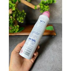 Xịt khử mùi Dove Advanced Care 72h Go fresh hương Lựu và Cỏ Roi Ngựa dung tích 250ml.