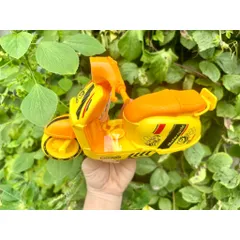 Xe Vespa chạy bằng trớn+pin - Đồ chơi nhựa