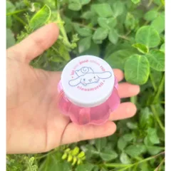 Slim nước trong suốt có màu Pastel núng nính