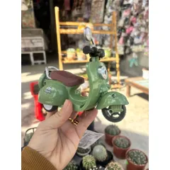 Đồ chơi nhựa - Xe vespa chạy trớn, có sử dụng pin