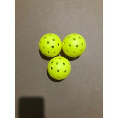 Bóng tập chơi pickleball loại 40 lỗ chất liệu nhựa cao cấp hàng đẹp