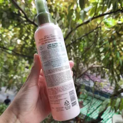 Xịt dưỡng tóc và tạo kiểu hương nước hoa Welcos Fragrance Hàn Quốc 252ml
