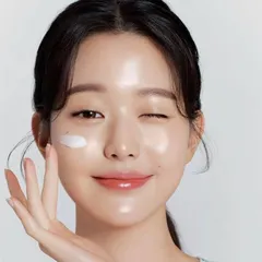 Kem sữa gạo Kwailnara Brightening Milk Rice Cream giúp mờ vết nám và làm đều màu da Hàn Quốc 100ml