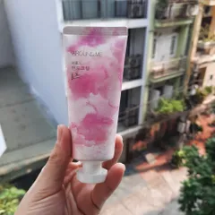 Kem dưỡng da tay Welcos Around Me, dưỡng ẩm trắng sáng mịn da Hàn Quốc 60g